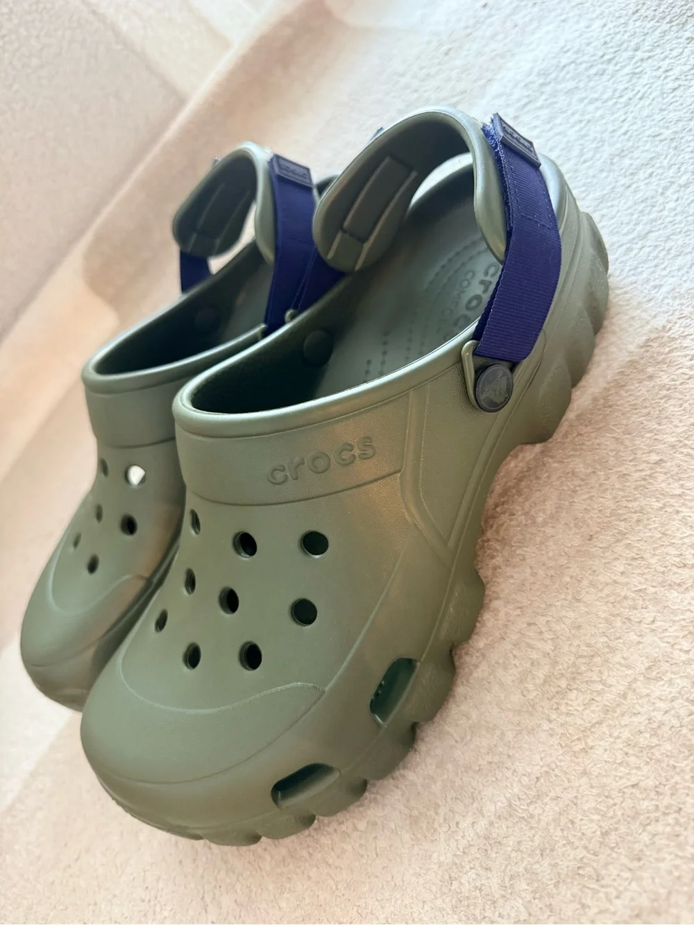 New! CROCS Classic Clog in Olive Green with Navy Strap